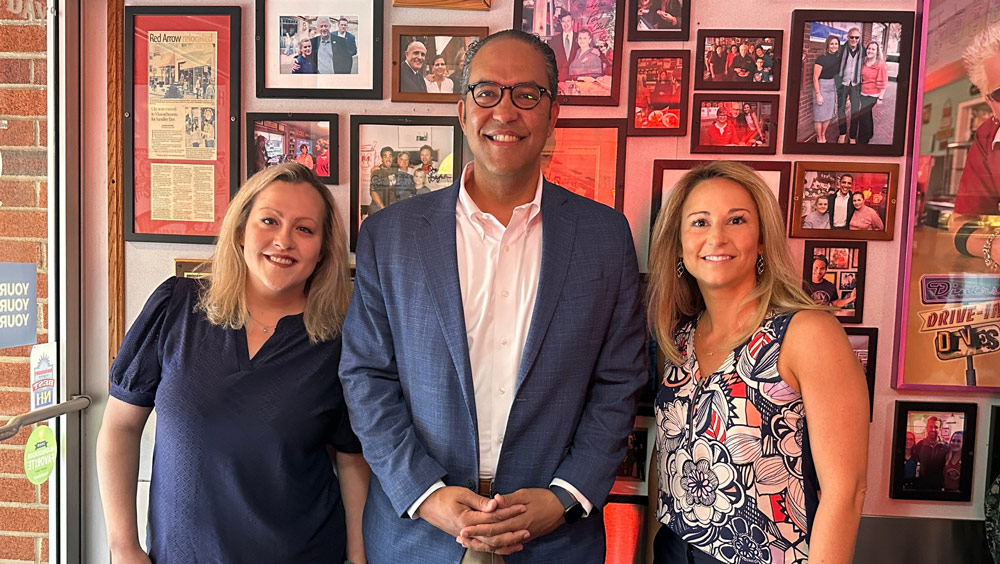 Congressman Will Hurd with Red Arrow Diner Co-Owner Amanda Wihby and Red Arrow Diner General Manager Jamie McKenzie. Congressman Will Hurd visits Red Arrow Diner Manchester New Hampshire during 2024 Presidential campaign. Will Hurd at Red Arrow Diner with Chairman Ager of NH GOP.